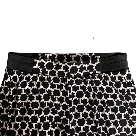 Jones Studio Black & White Print Wide Leg Pants Size Small - Picture 2 of 7